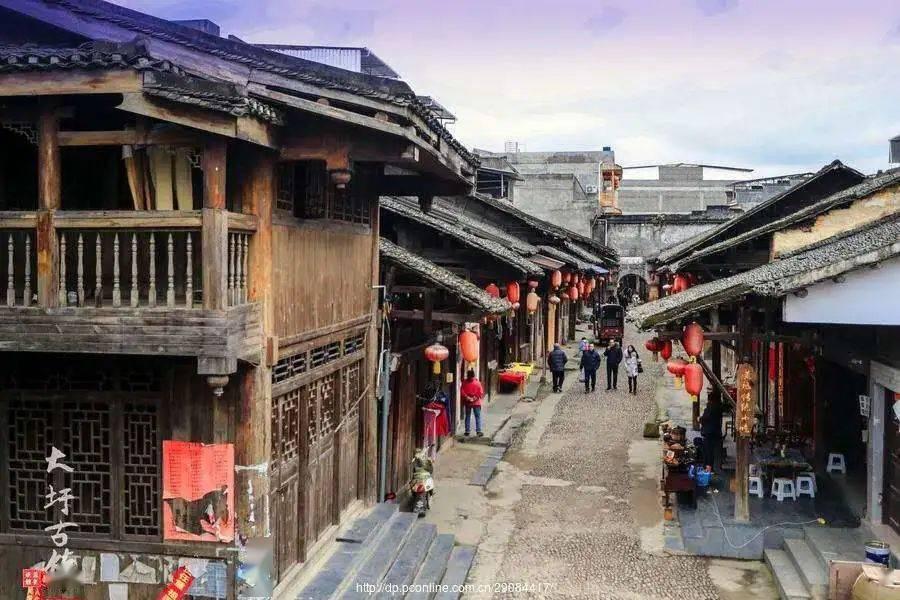 冷知识分享平台-发现惊人的抖音点赞送花怎么送知识!